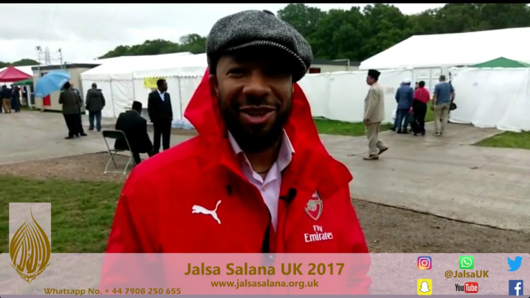 Hamza Ilyaza / Jalsa Salana UK 2017